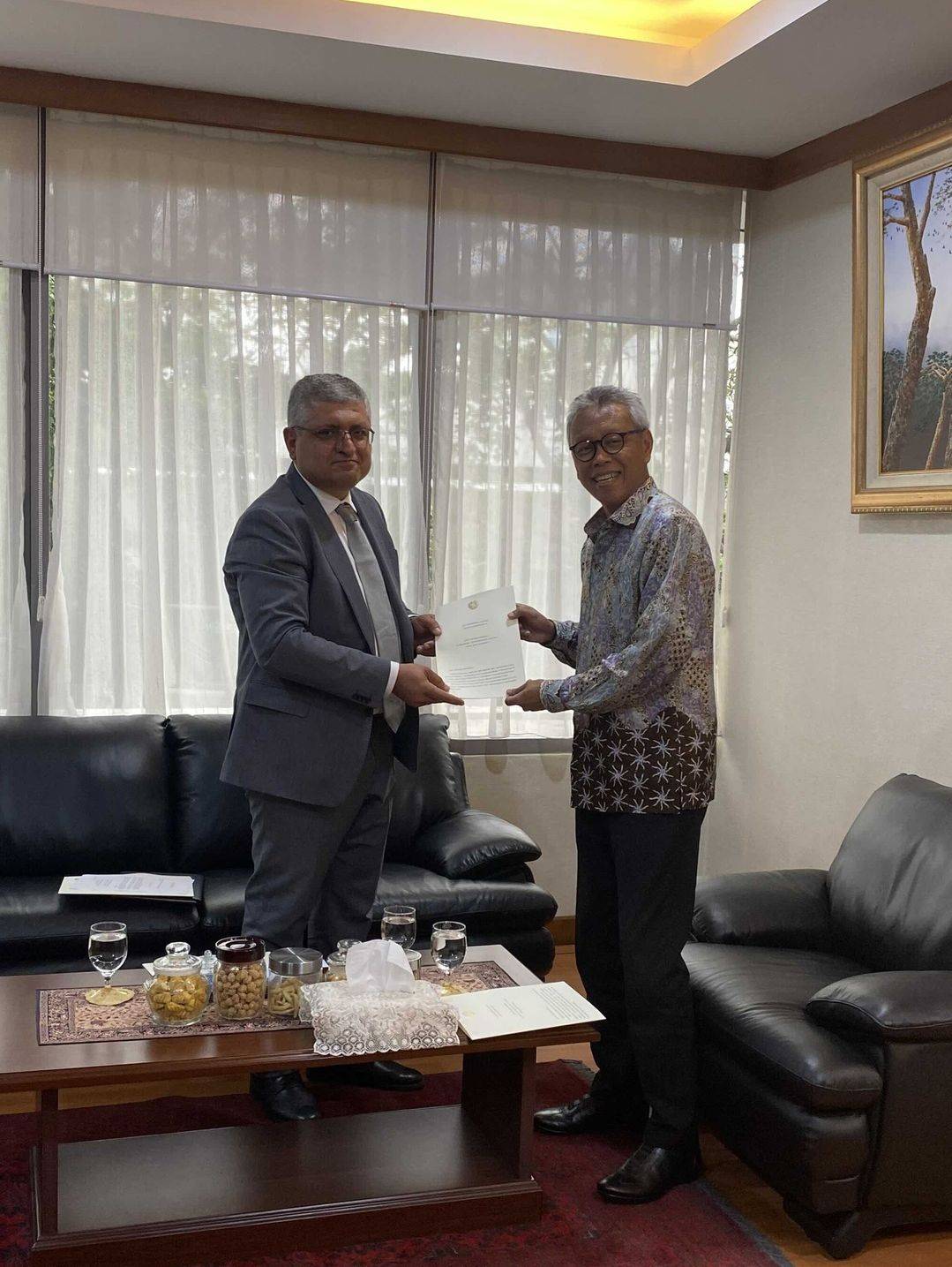 Ambassador Serob Bejanyan handed over the copy of credentials to the Chief of State Protocol of Indonesia